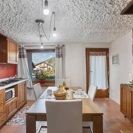 La Petite Maisonnette