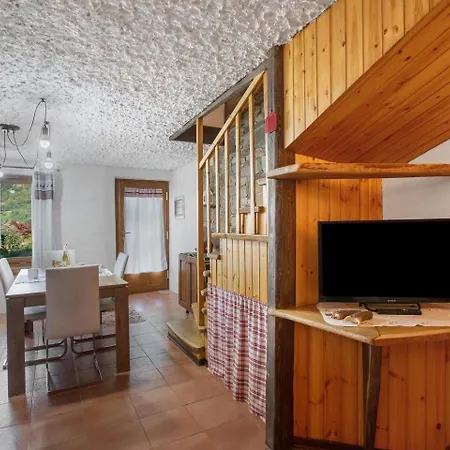 La Petite Maisonnette *