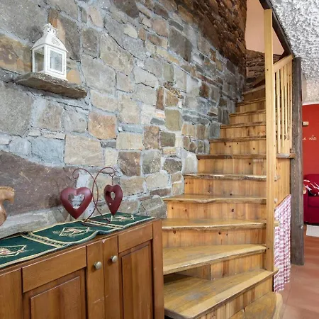 La Petite Maisonnette *